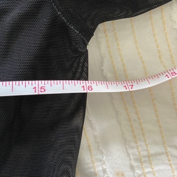 Lululemon Noir II Mesh Bomber Jacket Black Gray Biggie Animal - size 4 - Picture 6 of 9